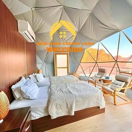 Rum Moon Luxury Camp วาดิรัม ภายนอก รูปภาพ